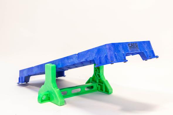 Cato Plank and Cato Tilt Stand 